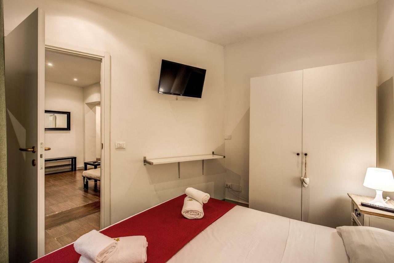 Guest House O Affittacamere La Civetta Di Trastevere B โรม ภายนอก รูปภาพ